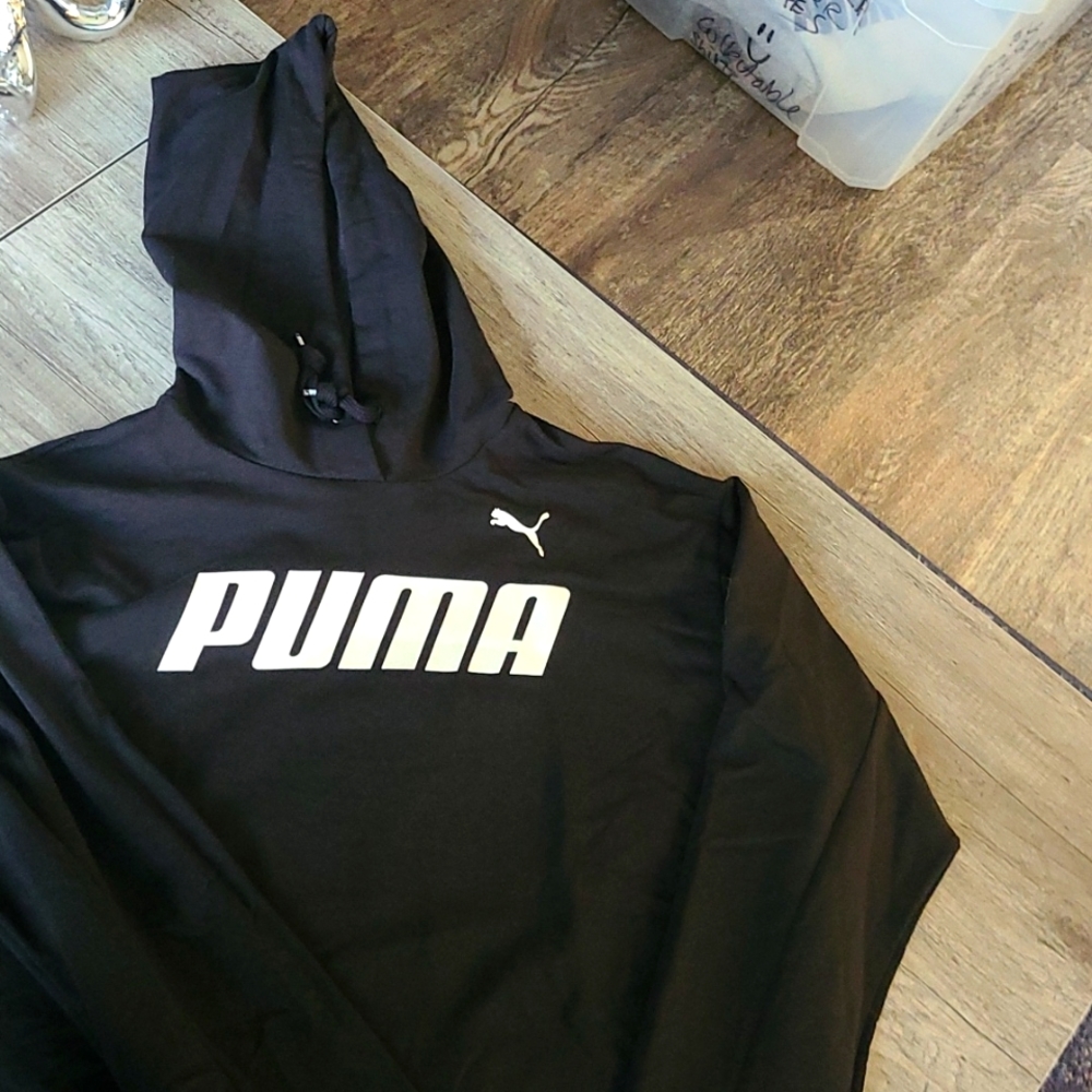 Puma pullover